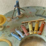 Little Dutch - Muziektafel - Safari friends