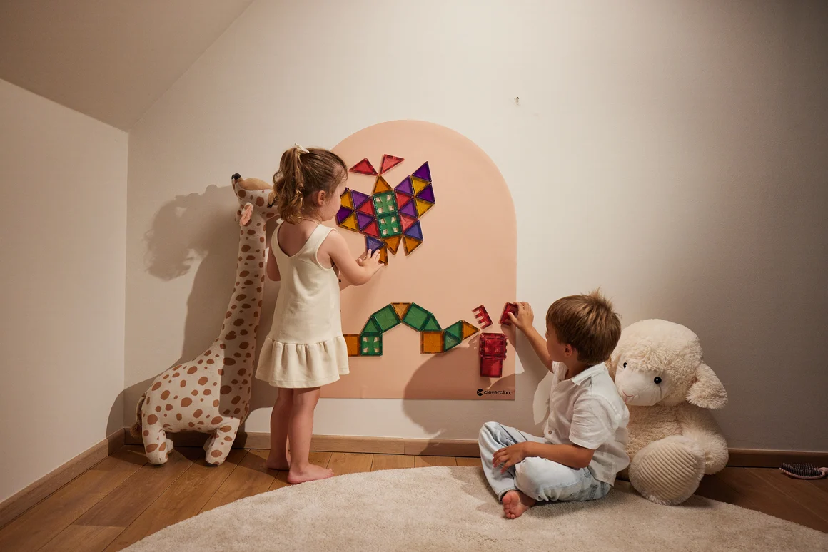 Cleverclixx - Magnetic wall sticker 95x75 cm - Soft nude